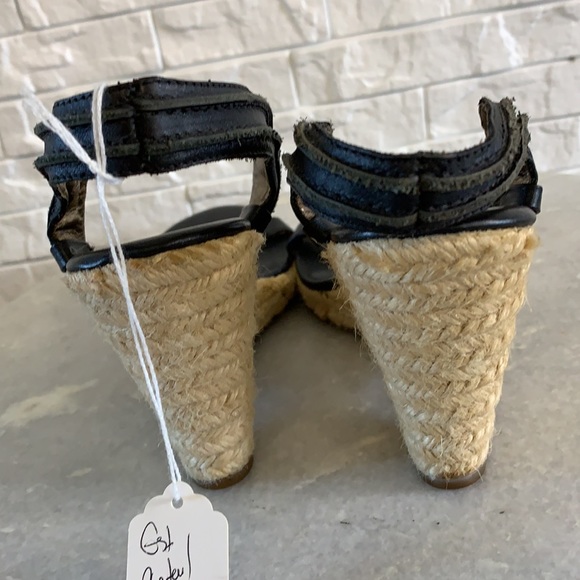 Diane Von Furstenberg Sandals - Picture 4 of 5